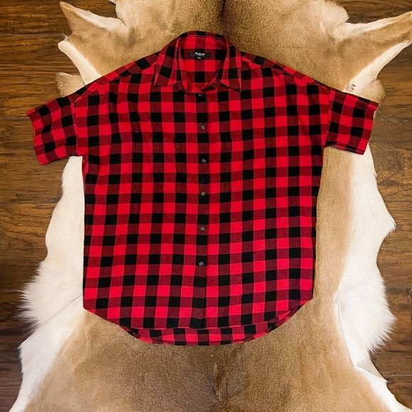 Madewell Buffalo Plaid Short Sleeve Button Down - Picture 2 of 5